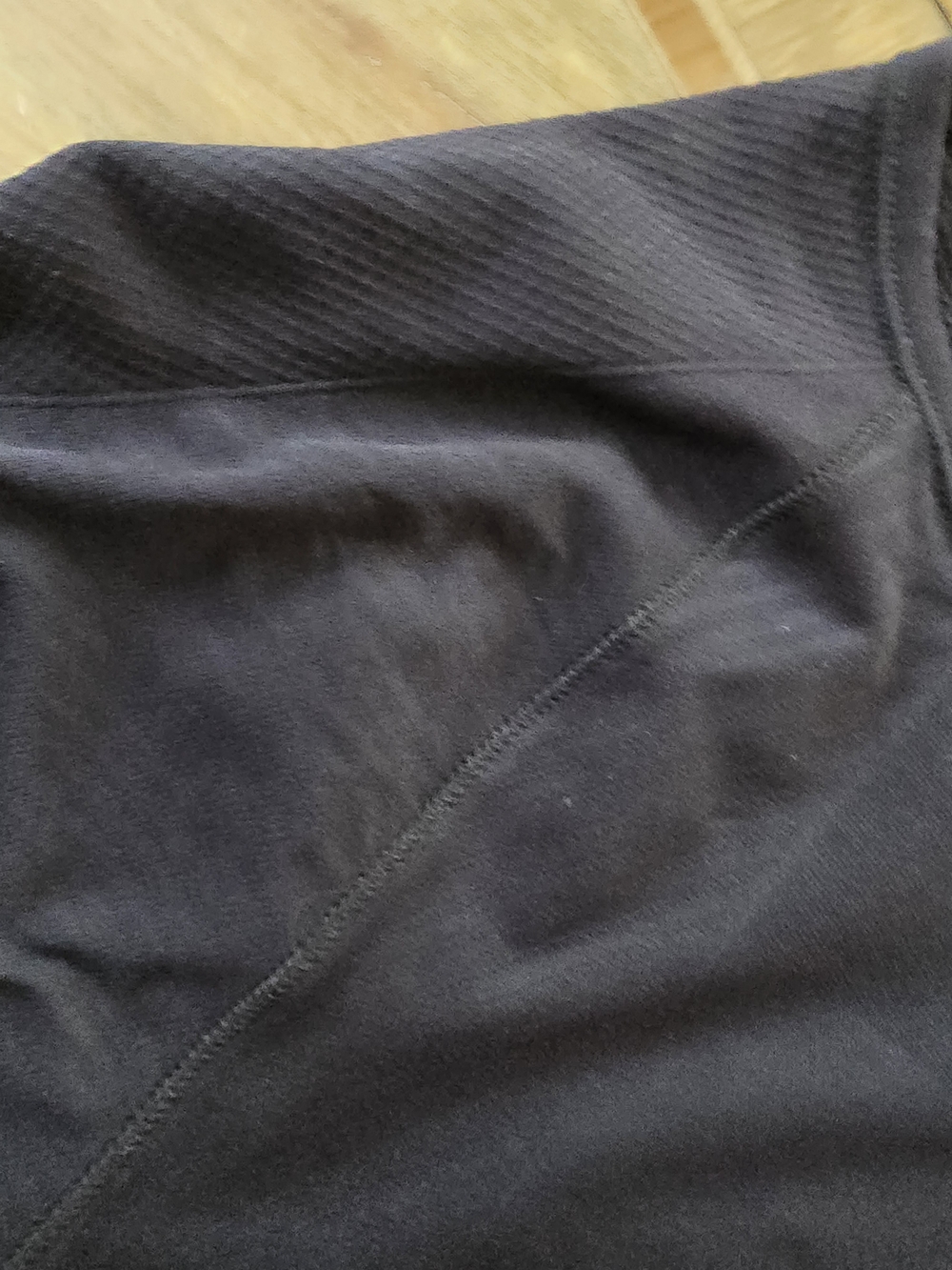 Athleta Mix of Performance Tank Top, Short Sleeve, & Long Sleeve Tops, Size XL - Picture 7 of 16
